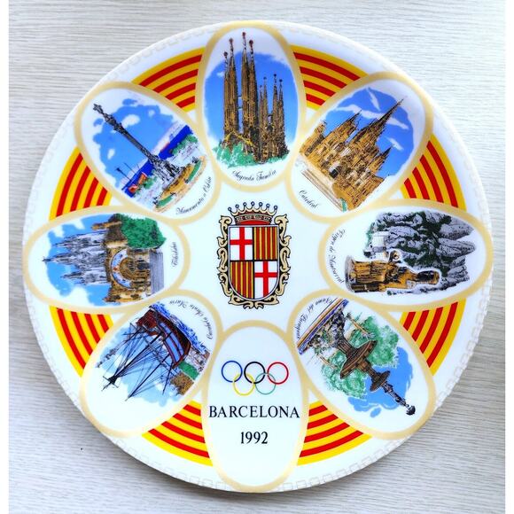 DISPLAY PLATE-BARCELONA OLYMPICS 1992-Spain-Commerative-Spain Landmarks-9.5 in - Picture 1 of 7